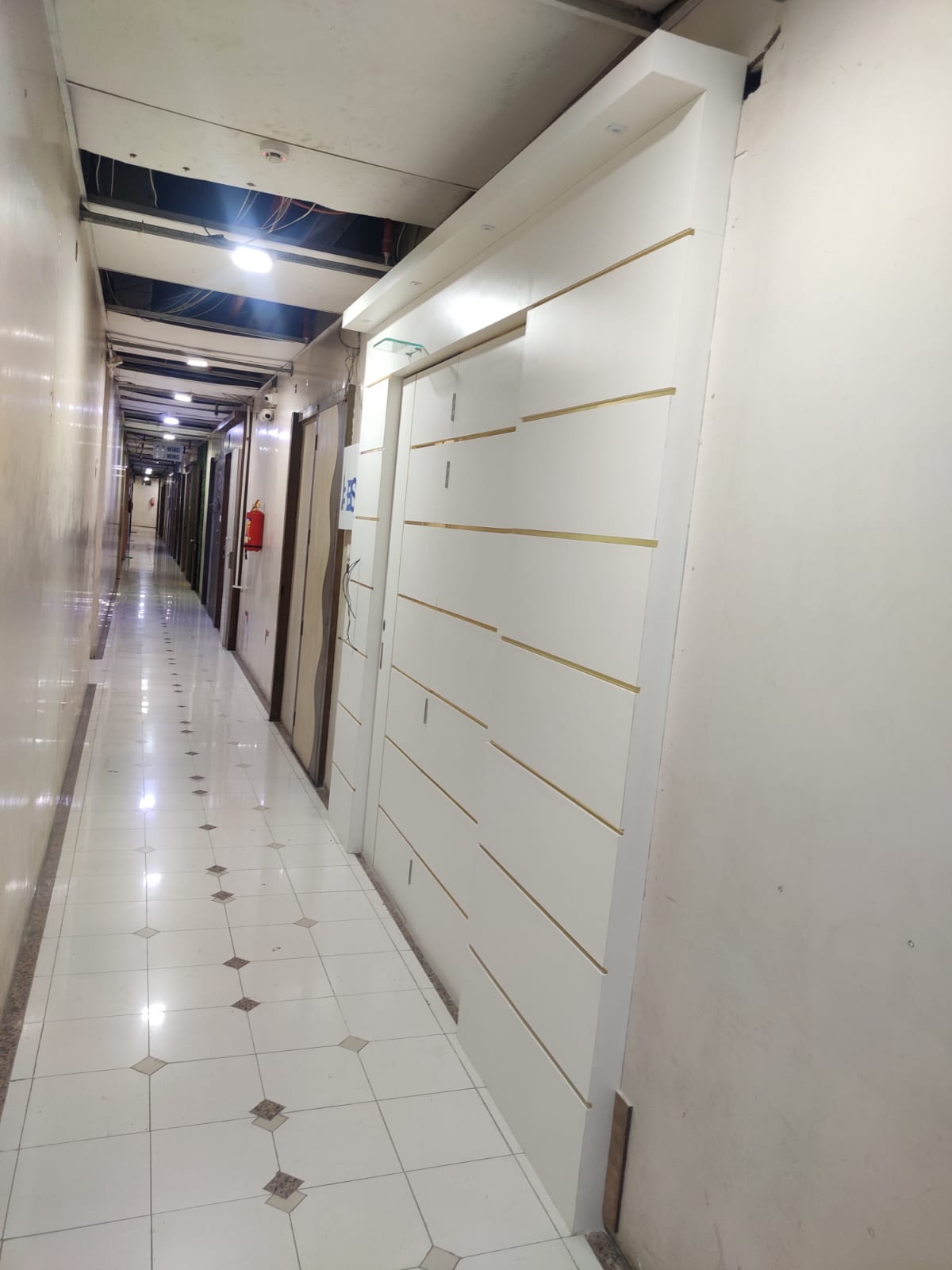 Crystal Plaza office interior 48